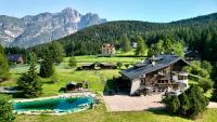 Camera 4 letti +ang cucina/bagno all'interno Villa - B&B Pieve di Cadore