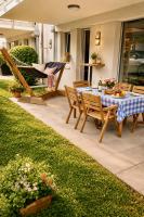 Zentrales Apartment in Friedrichshafen mit Terrasse für bis zu 5 Personen - Chambres d'hôtes Friedrichshafen