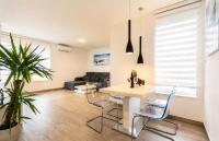 Marjan Apartment with Free Parking in Quiet Area - B&B Podstrana