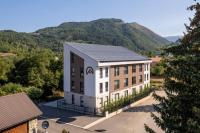 Field Apartments and SPA Kolasin - B&B Kolašin
