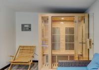 Modern 4 Bedroom Home with Sauna and Game Room in Gated Lake Community - Chambres d'hôtes East Stroudsburg