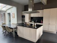 Charming Farmhouse Retreat in Beveren-Kruibeke-Zwijndrecht - B&B Puiput
