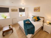 Stylish 4 Bedroom Home Near Derby City Centre with Huge Parking - Chambres d'hôtes Derby