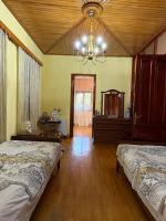 Dream House - Bed and Breakfast Batoemi