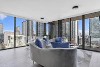 X Lounge VII 3BD 3BR 3 Ensuite Private Sky Residence - B&B Miami