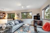 Secluded Dog Friendly Studio with Hot Tub and Beach Access in Coupeville - B&B Coupeville