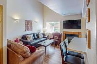 Cozy Condo with Moab Rim View Wifi Fireplace Grill and Seasonal Heated Pool - Ferienwohnung Moab