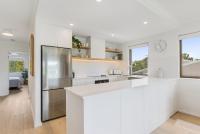 St Tropez 7, Stylish Apartment on the Noosa Waterfront, River Views - Ferienwohnung Noosa Heads