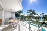 Courtyard Charm, Ocean Views, Little Cove - Bed and Breakfast Noosa Heads