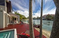Canalfront Retreat, Private Jetty & Pool - Ferienwohnung Noosa Heads