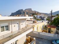 Terra Rossa - Modern Apartment with Castle View - Ferienwohnung Archángelos