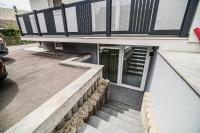 Apartment House Cerklje - Ferienwohnung Zirklach