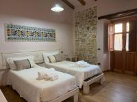 Tweepersoonskamer met 1 of 2 Bedden en Eigen Badkamer