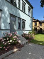 Quiet Ķīpsala Apartments - FREE PARKING & BICYCLES - B&B Riga