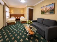 Status House - Bed and Breakfast Fargʻona
