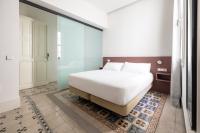 Apartamento de 1 dormitorio con 2 baños