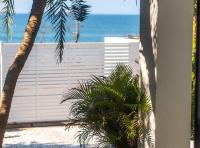 Palm Grove Ocean View - B&B eMdloti
