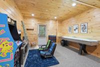 Cabin in Blue Ridge Hot Tub Games & Creek - B&B Blue Ridge