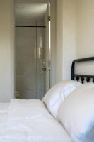 Cozy Private Suite Minutes to Aventura and Beaches - B&B North Miami Beach