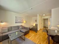 Modern Apartment in Oslo with Balcony & Parking - B&B Oslo