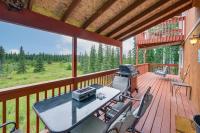 5 Mi to Kasilof River: Forest-View Retreat w/ Deck - B&B Kasilof