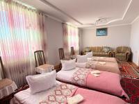 Medina Guest house Ak muz Kel Suu Köl Suu 130km - B&B Naryn