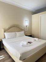Art guesthuose piazza di spagna - B&B Roma