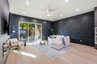 Dallas LUXE 4BR, 4 Kings, Hot Tub, Outdoor Theater - Chambres d'hôtes Dallas