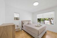 Beautiful 2BR Los Angeles Home Free Parking - B&B Los Angeles
