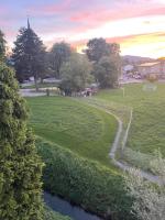 Basic upstairs small studio with Garden Mountain view,Short Term stay,Free parking, 24 h check-in - Ferienwohnung Fußach