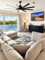 Charming Condo with Pool and Spectacular View - B&B Cape Coral