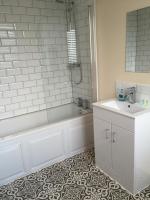 Deluxe Double Room (2 Adults + 1 Child)