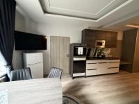 Superior One-Bedroom Apartment