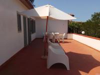 Apartamento con terraza 