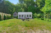 Lakefront Guesthouse w Sunrise View - Bed and Breakfast Stonington