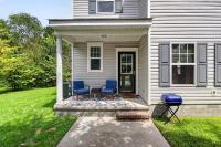 Prime Location in Chesapeake with Spacious 4BR & Big Kitchen - Chambres d'hôtes Chesapeake