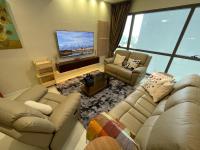 Edelweiss link bridge to IOI Mall and MRT Surian - B&B Petaling Jaya