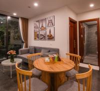 The WestLake Collection - Hanoi Home 5 Lakeside Apt - Chambres d'hôtes Hanoï