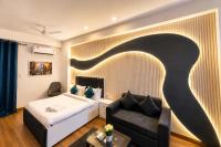 50 Shades of Grey-Cinema vibes by Lusso stayz - Ferienwohnung Noida
