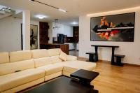 Rama Luxury Villa with Rooftop and Penthouse - B&B Kigali