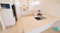 Azure Vista -Absolute Waterfront, Panoramic Views - B&B Belmont