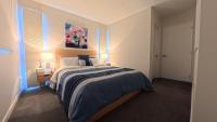 Close to city, 2-bedroom ensuite, comfortable, accessible with own parking - B&B Christchurch
