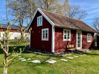 Kleines Ferienhaus in Borghamn, Vättern - B&B Borghamn