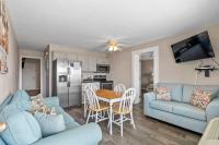 Oceanfront 2BR • Ground-Floor Patio • King Ste • Small Dog Friendly • Blue Mist 102 - B&B Myrtle Beach