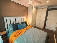 Stay At Jbay Apartment - Chambres d'hôtes Jeffreys Bay