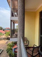 Roamstead Residences Mutungo - Bed and Breakfast Kampala