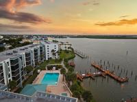 Casa Sol - Waterfront Island Rental - Ocean Views - Near Beach - Bed and Breakfast Marco Island