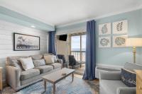 Beyond Charming Oceanfront Studio with King Bed - B&B Pawleys Island