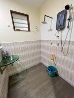 Bukit Tenang Homestay Melaka 3 Bedrooms 2 Bathrooms - Bed and Breakfast Malakka