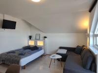 Guesthouse Hateigi 2 - Ferienwohnung Hella
